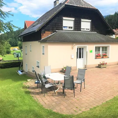 Haus Gohringer / *