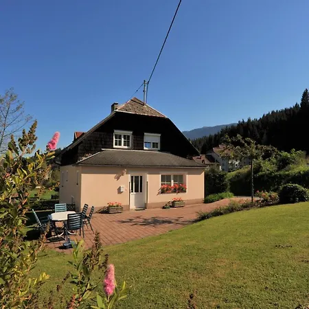 Haus Gohringer / Apartment Hermagor-Pressegger See