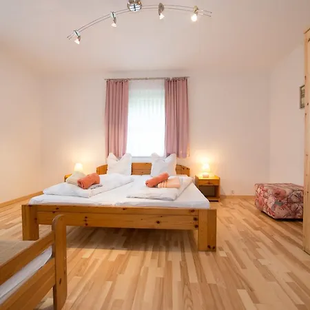 Haus Gohringer / *