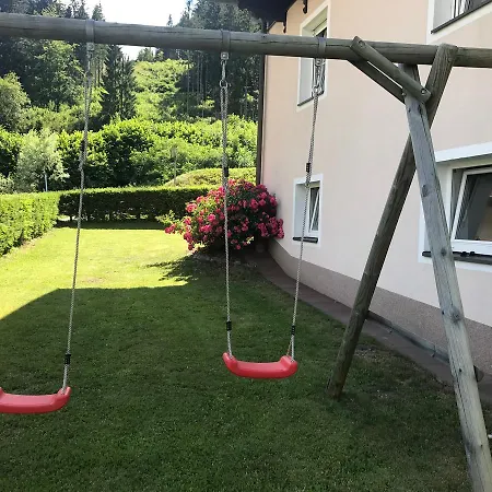 Haus Gohringer / * Hermagor-Pressegger See